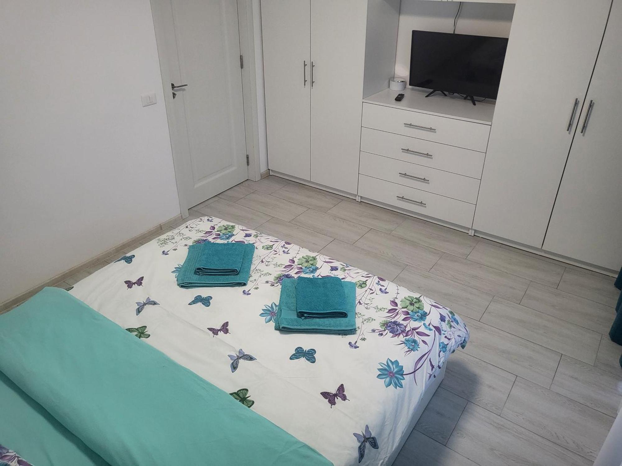 Apartament Alex, Dem Radulescu Ramnicu Valcea Ngoại thất bức ảnh