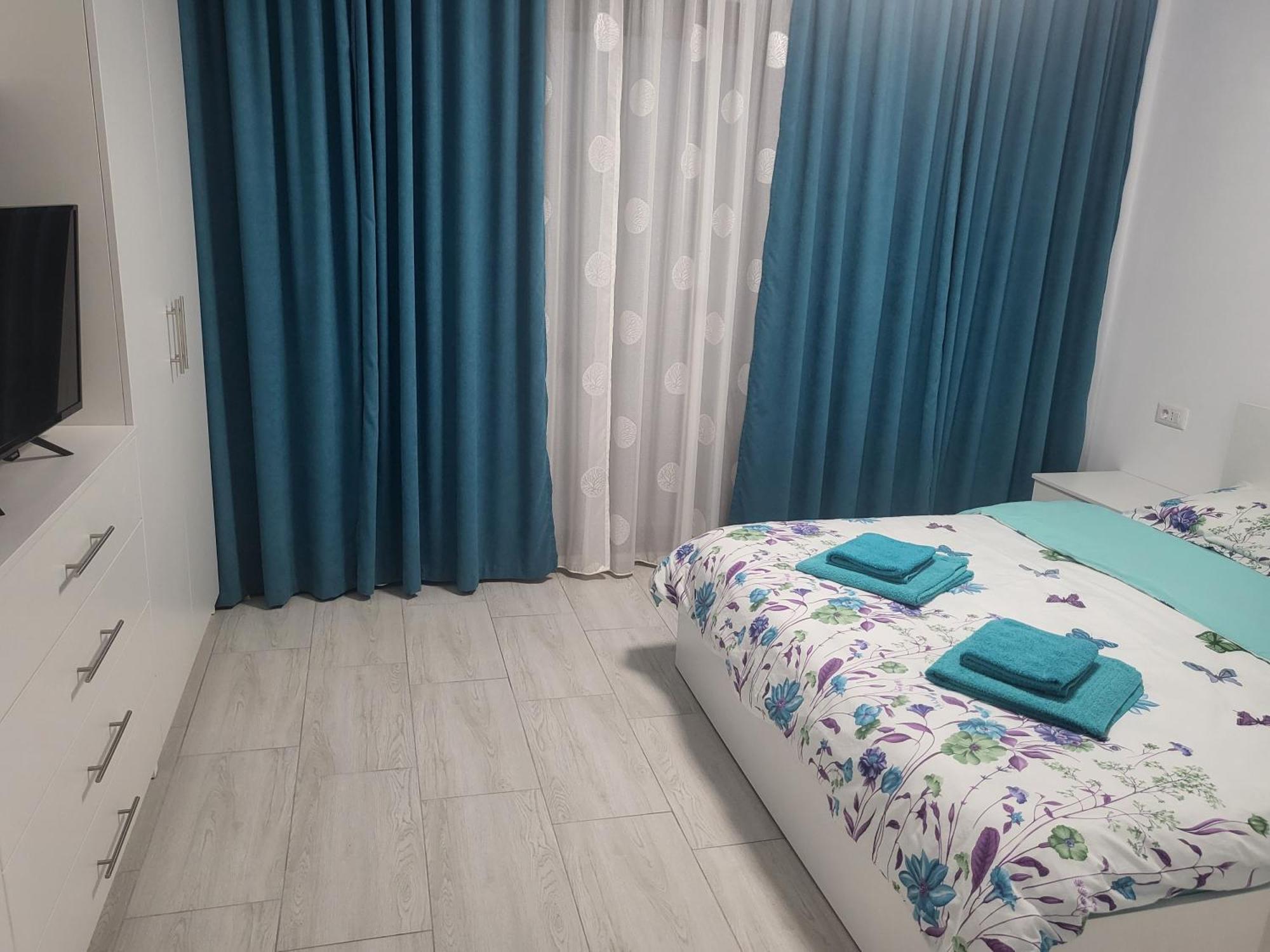 Apartament Alex, Dem Radulescu Ramnicu Valcea Ngoại thất bức ảnh